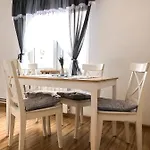 Przy Strumyku 아파트 *